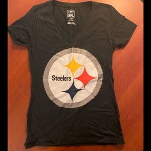 NFL Steelers Womens Tee. NWOT.
